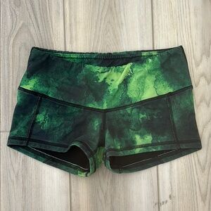 Fleo Green Tie-Dye Women's Shorts